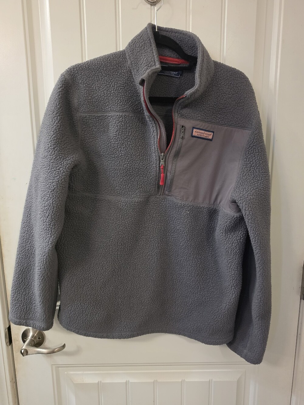 Vineyard Vines size medium quarter zip